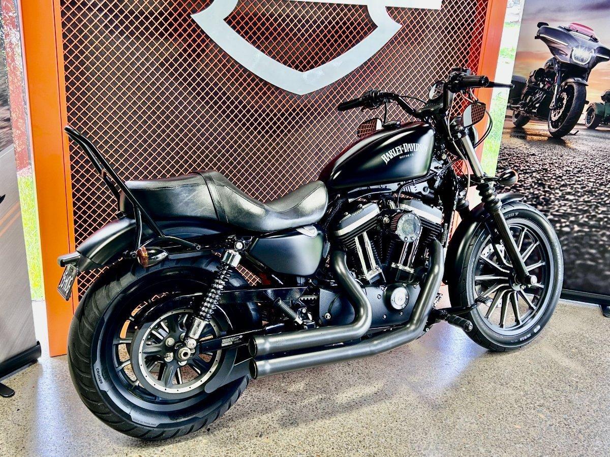 2015 HARLEY-DAVIDSON XL883 IRON 883 CRUISER
