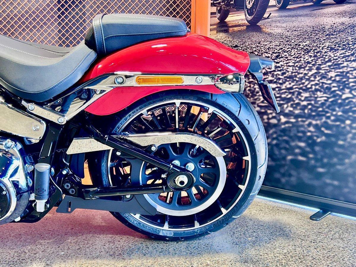2026 HARLEY-DAVIDSON FXBR BREAKOUT (117) CRUISER