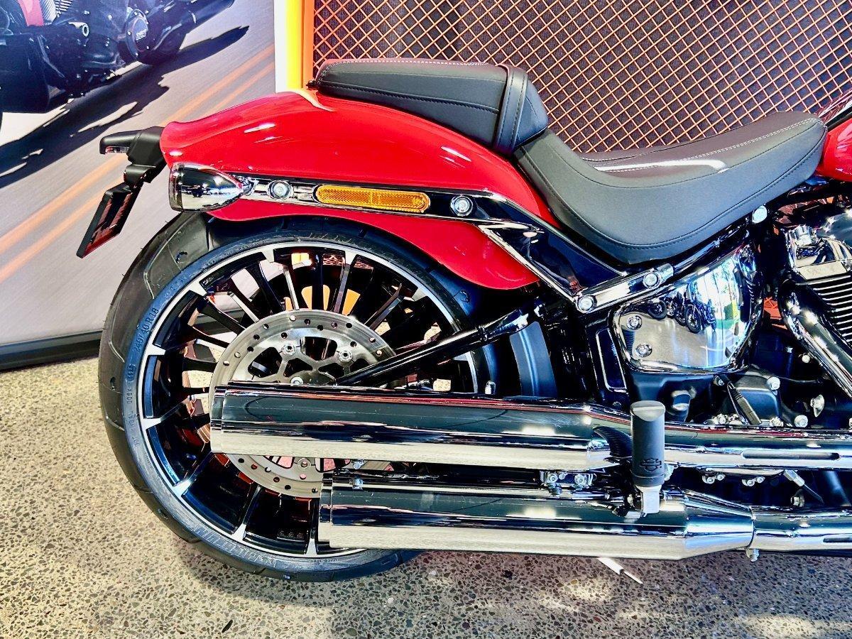 2026 HARLEY-DAVIDSON FXBR BREAKOUT (117) CRUISER