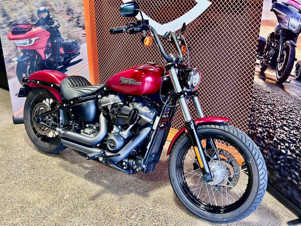 2019 HARLEY-DAVIDSON FXBB STREET BOB (107) CRUISER