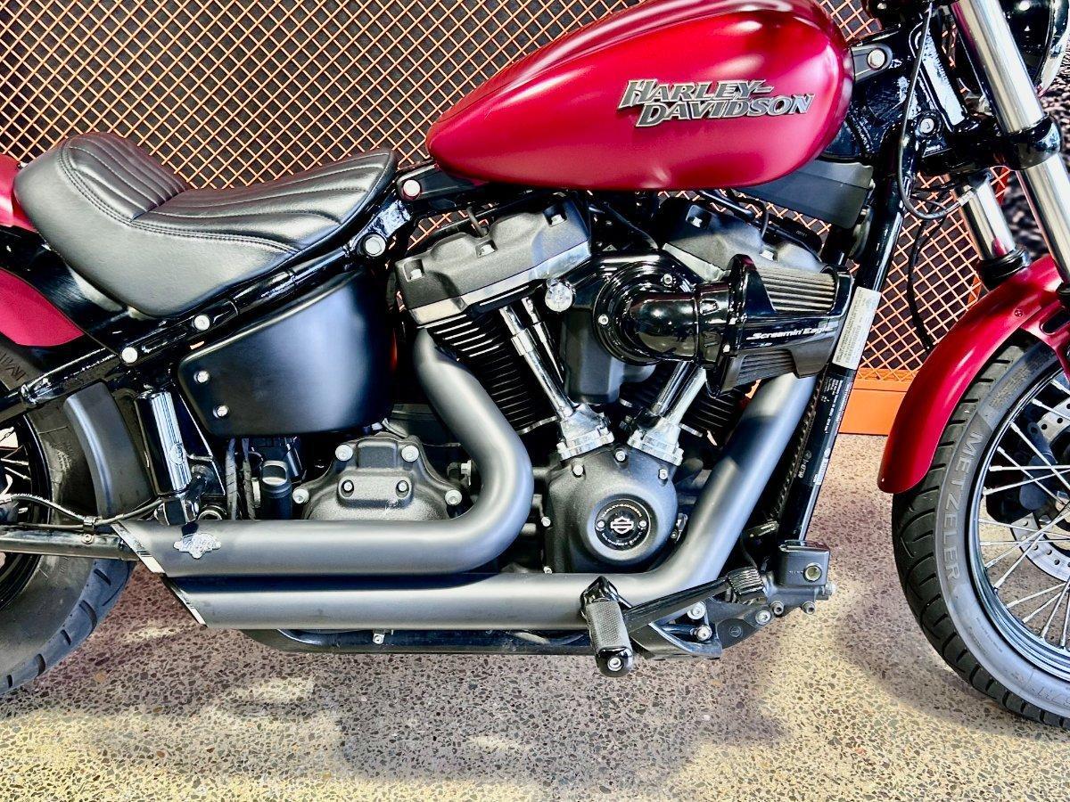 2019 HARLEY-DAVIDSON FXBB STREET BOB (107) CRUISER