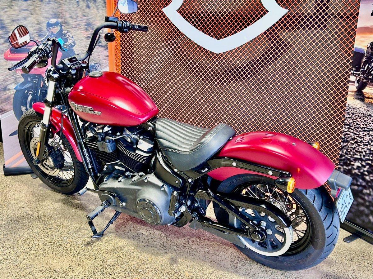 2019 HARLEY-DAVIDSON FXBB STREET BOB (107) CRUISER
