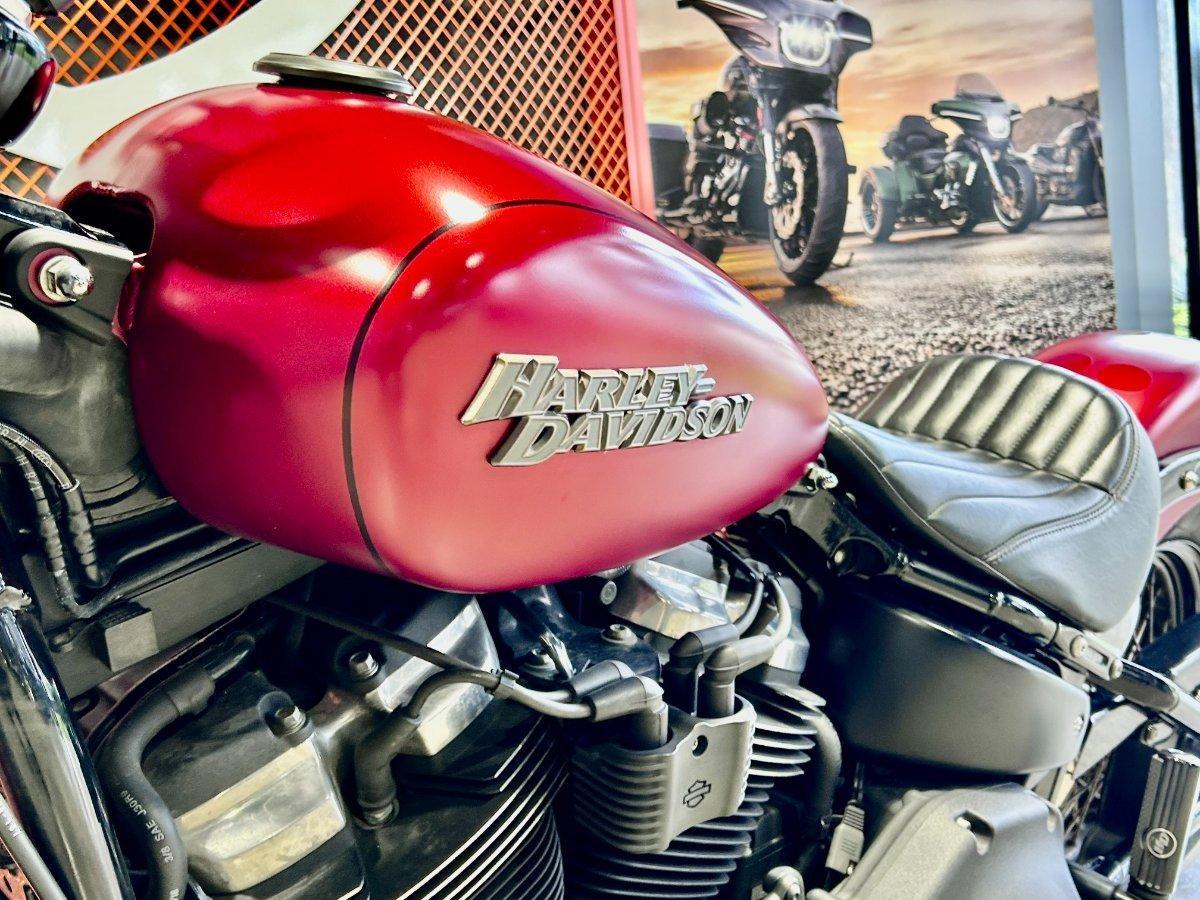 2019 HARLEY-DAVIDSON FXBB STREET BOB (107) CRUISER