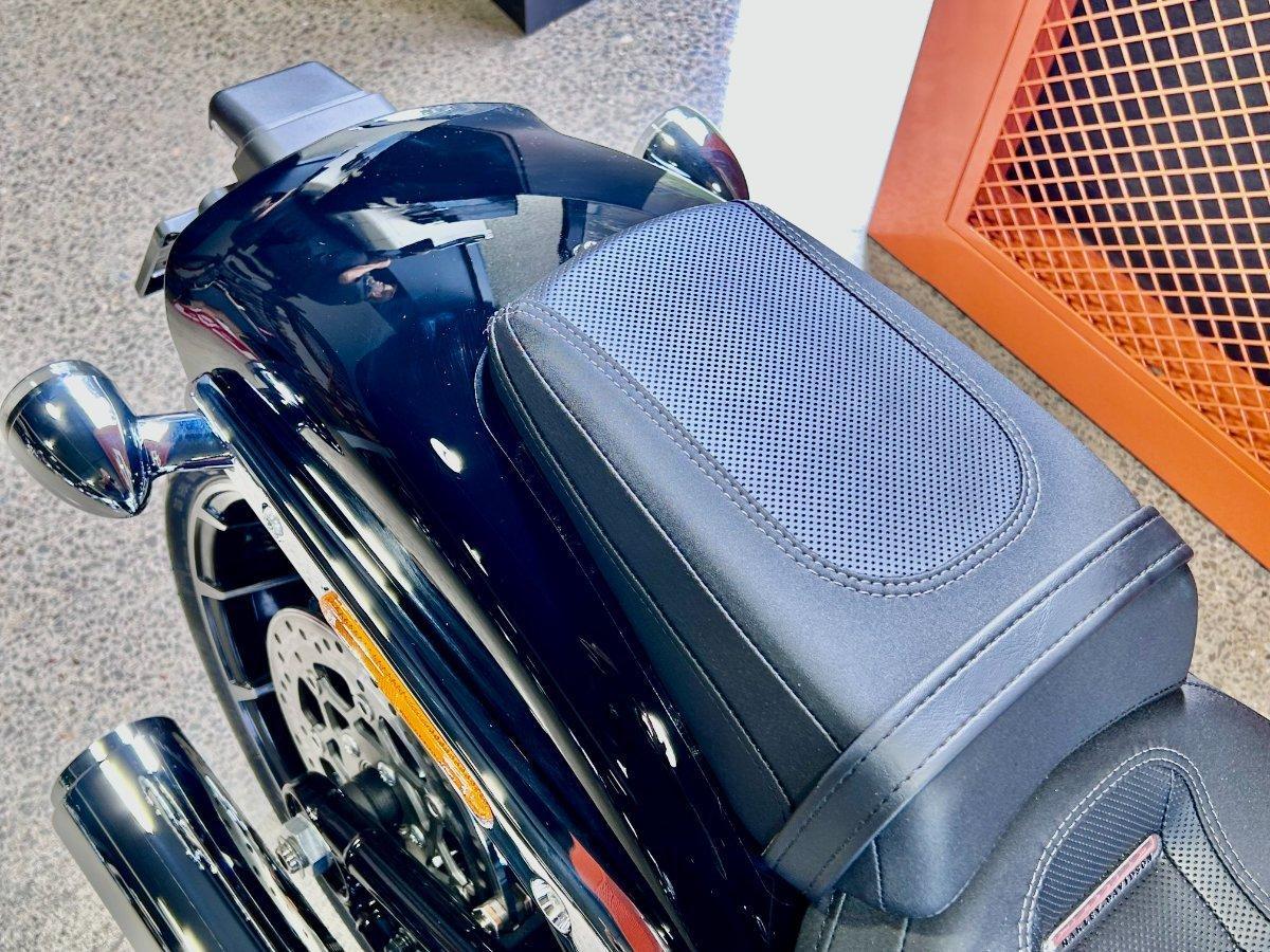 2025 HARLEY-DAVIDSON FXBR BREAKOUT (117) CRUISER