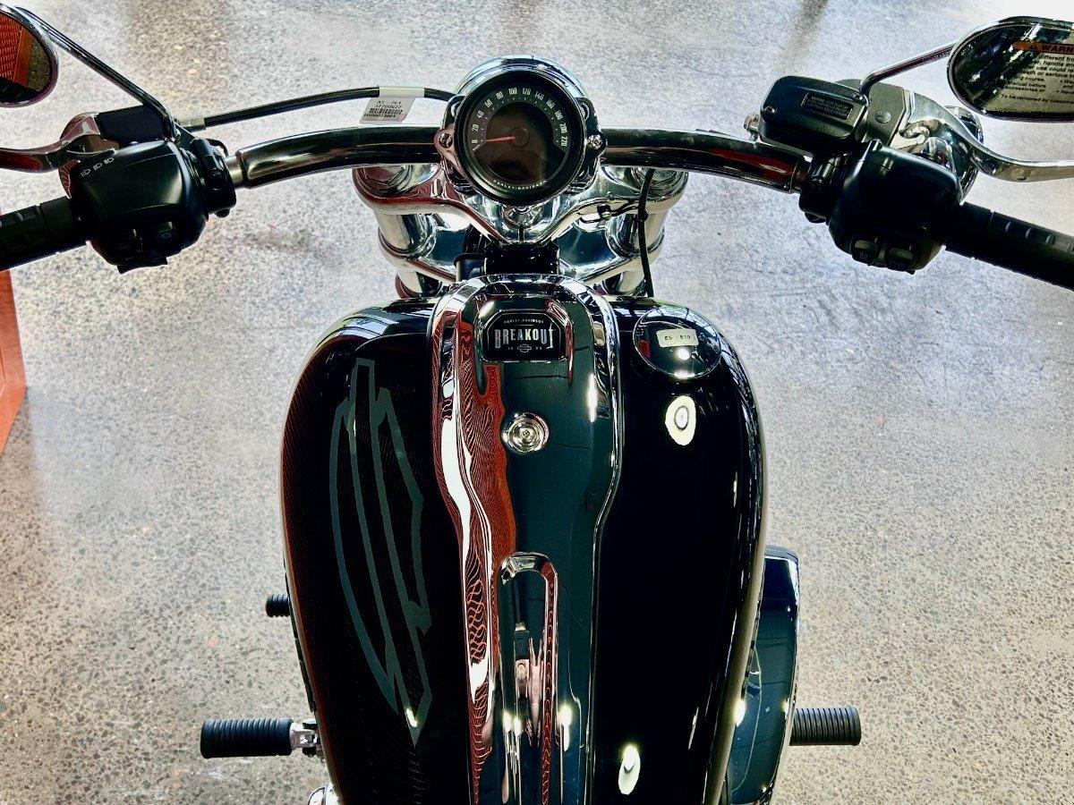 2025 HARLEY-DAVIDSON FXBR BREAKOUT (117) CRUISER