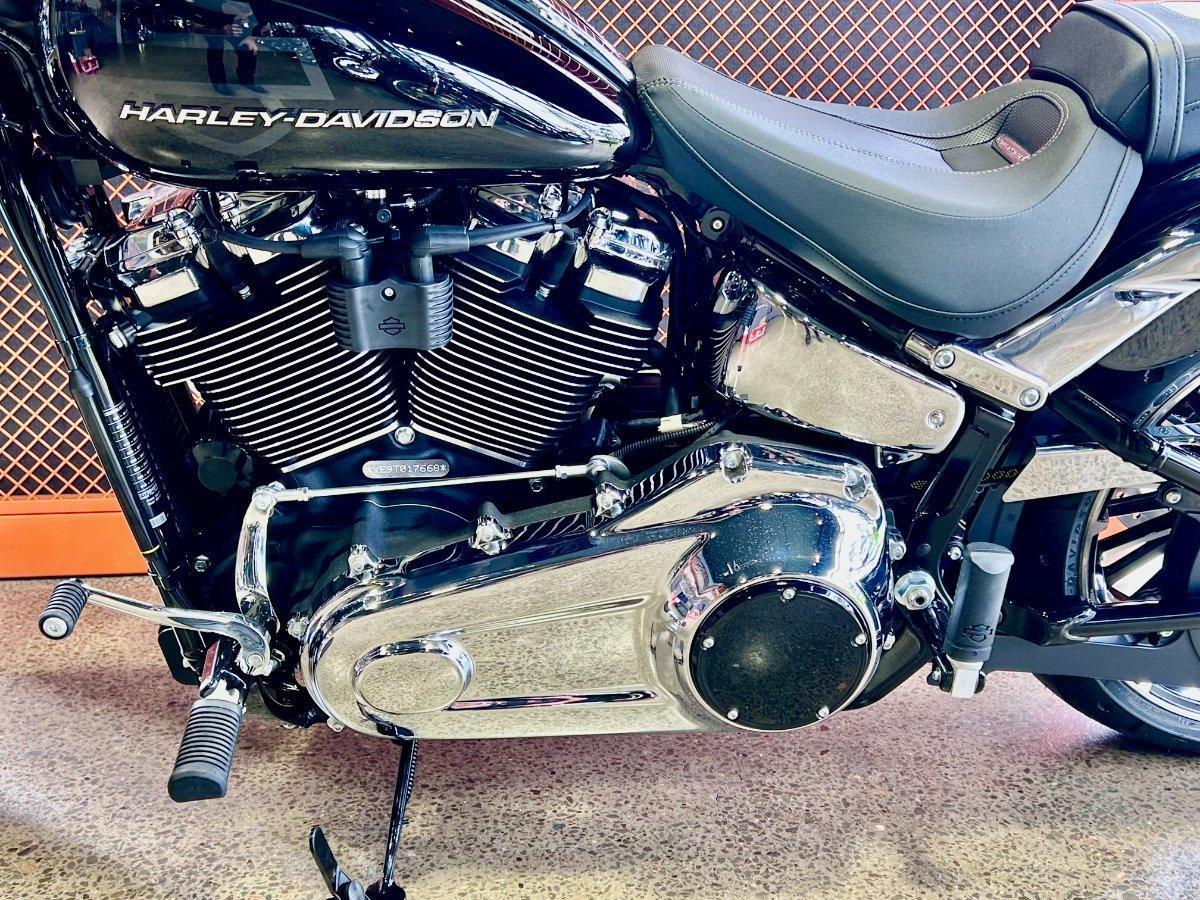 2025 HARLEY-DAVIDSON FXBR BREAKOUT (117) CRUISER