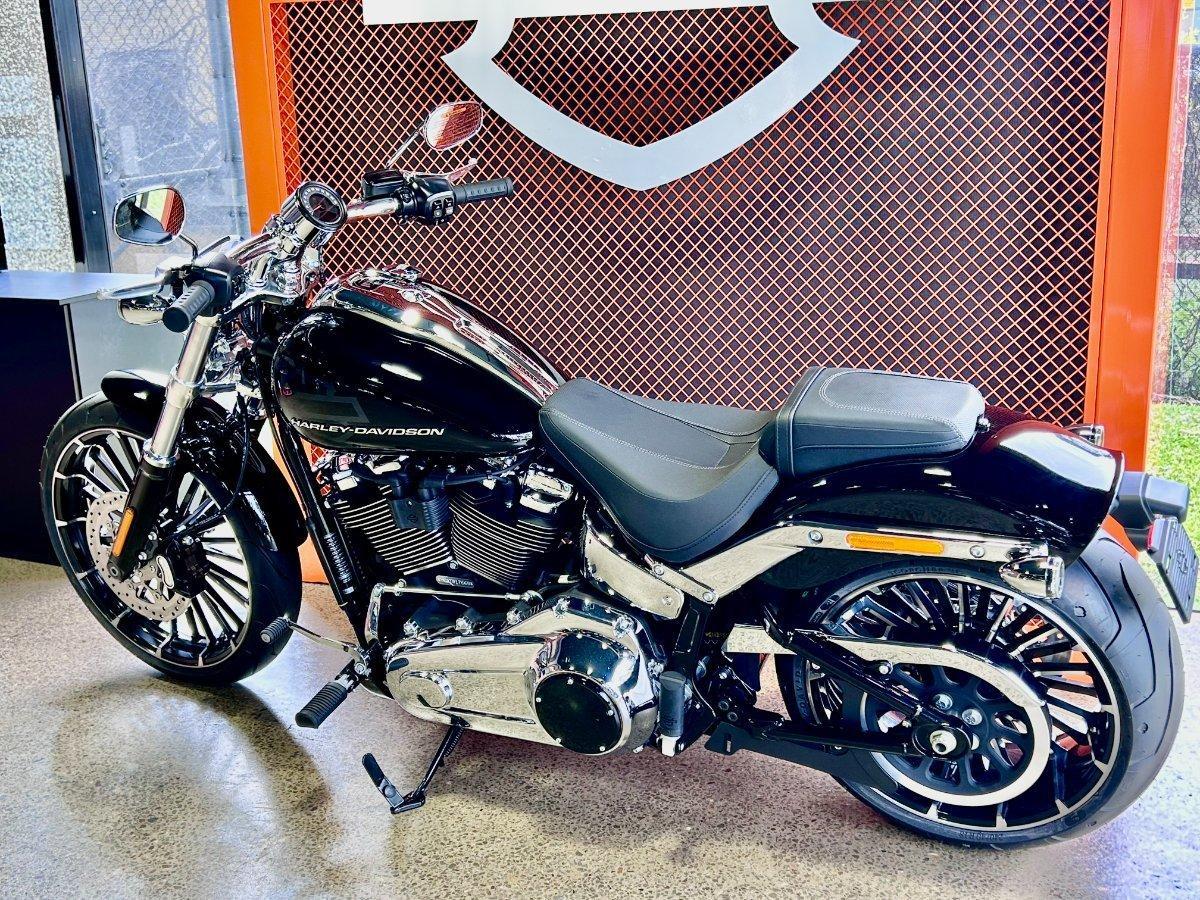 2025 HARLEY-DAVIDSON FXBR BREAKOUT (117) CRUISER
