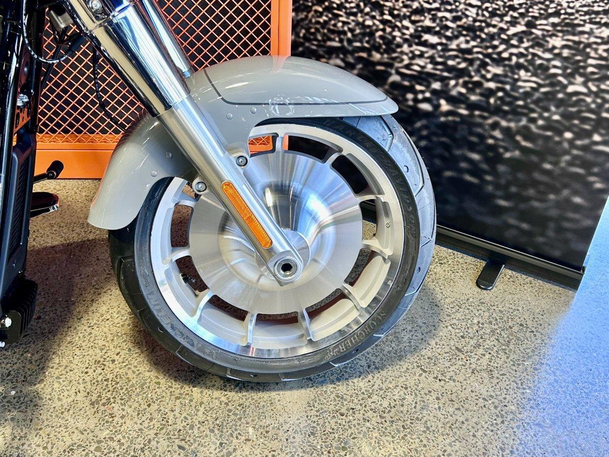 2026 HARLEY-DAVIDSON FLFB FAT BOY (117) CRUISER