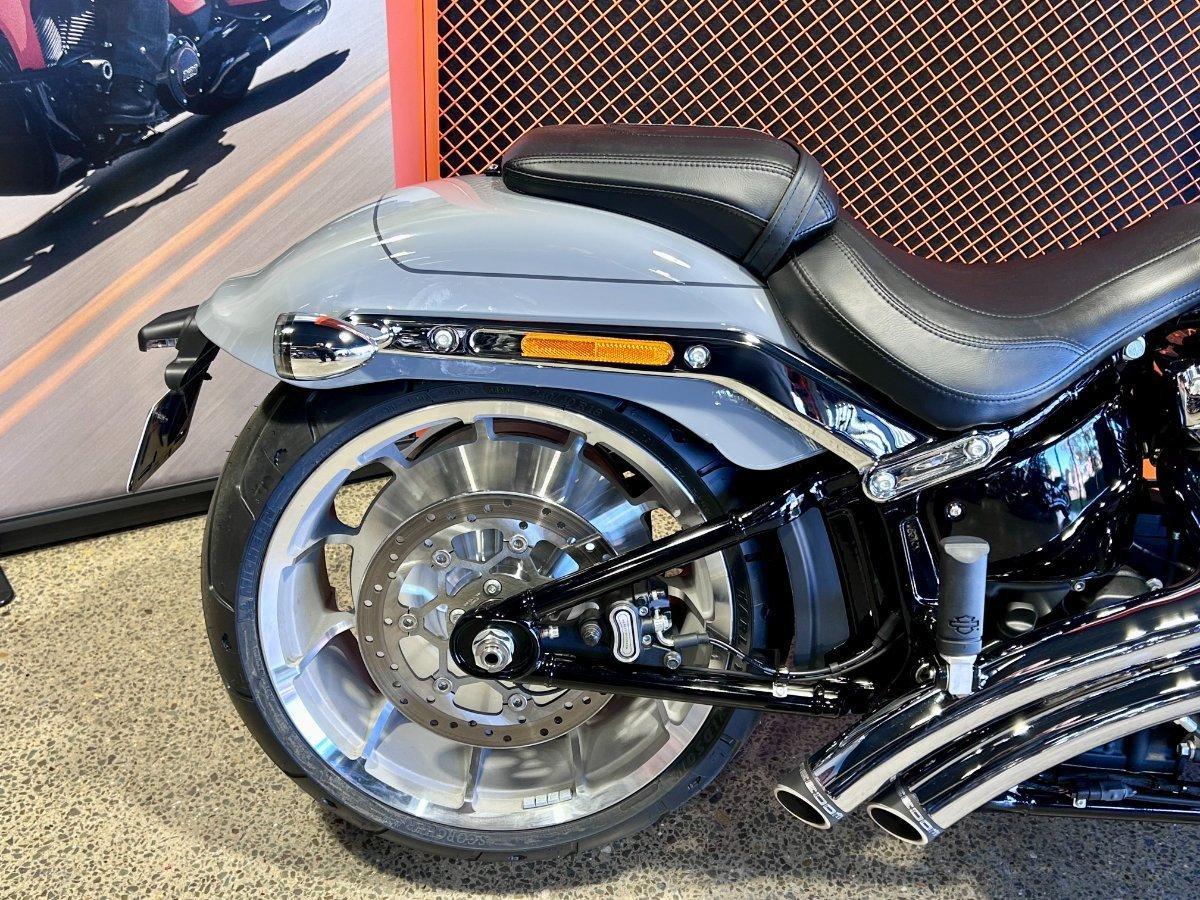 2026 HARLEY-DAVIDSON FLFB FAT BOY (117) CRUISER