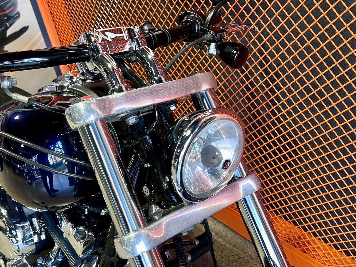 2013 HARLEY-DAVIDSON FXSB SOFTAIL BREAKOUT CRUISER
