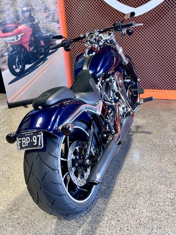 2013 HARLEY-DAVIDSON FXSB SOFTAIL BREAKOUT CRUISER