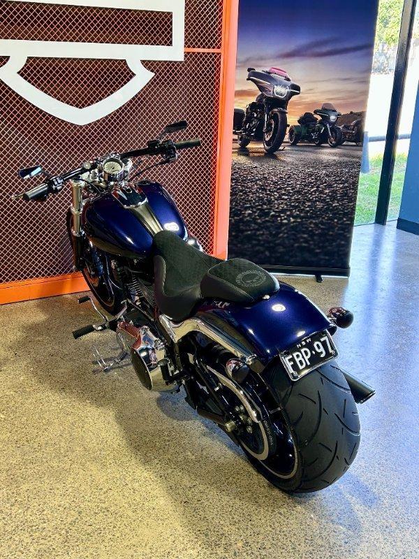 2013 HARLEY-DAVIDSON FXSB SOFTAIL BREAKOUT CRUISER