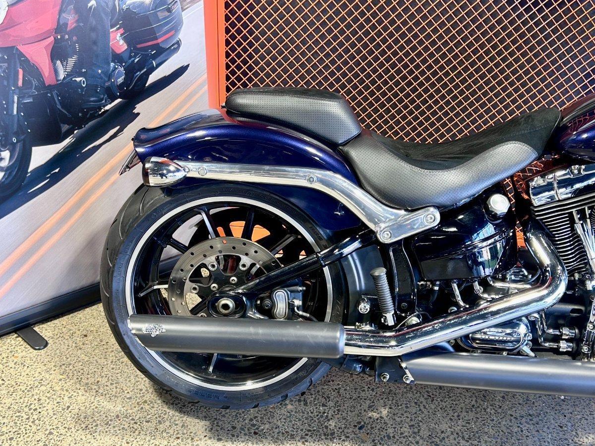 2013 HARLEY-DAVIDSON FXSB SOFTAIL BREAKOUT CRUISER