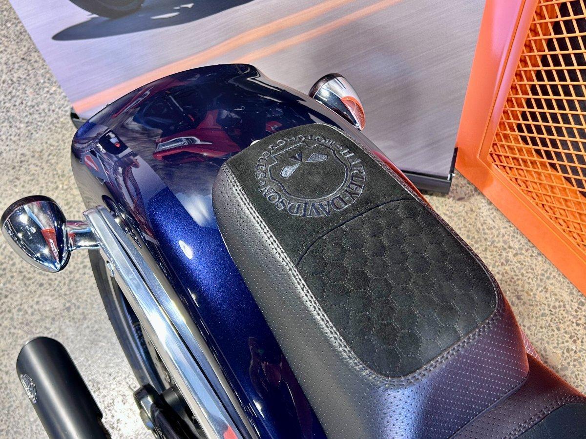 2013 HARLEY-DAVIDSON FXSB SOFTAIL BREAKOUT CRUISER