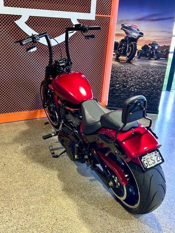 2022 HARLEY-DAVIDSON FXBRS BREAKOUT (114) CRUISER