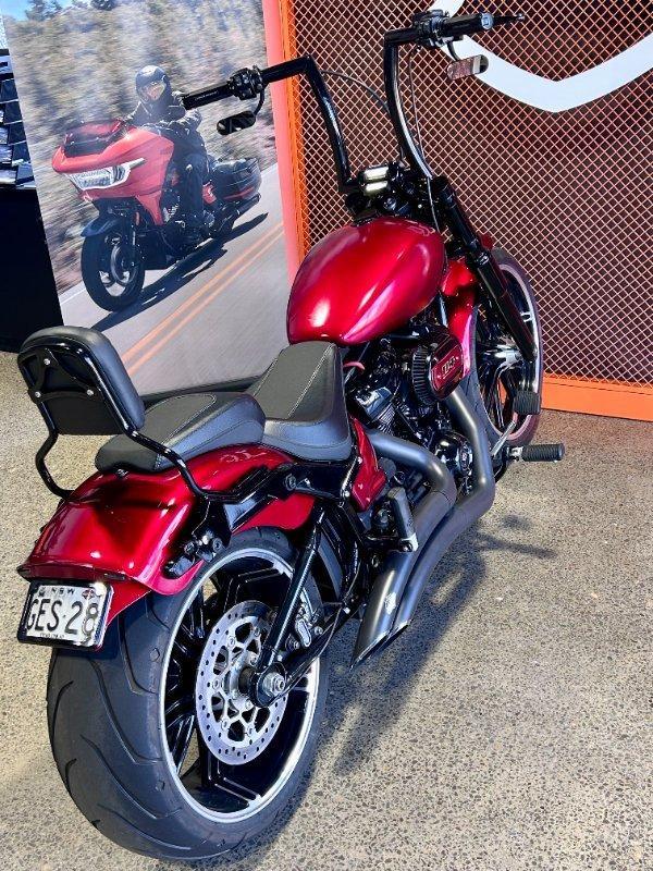 2022 HARLEY-DAVIDSON FXBRS BREAKOUT (114) CRUISER