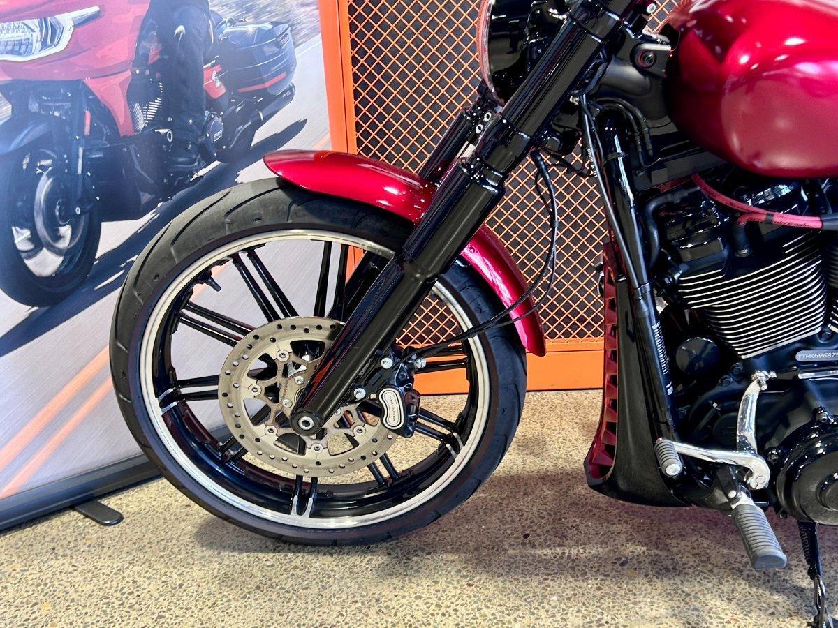 2022 HARLEY-DAVIDSON FXBRS BREAKOUT (114) CRUISER