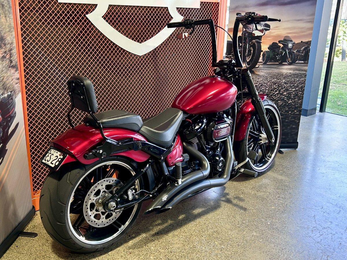 2022 HARLEY-DAVIDSON FXBRS BREAKOUT (114) CRUISER
