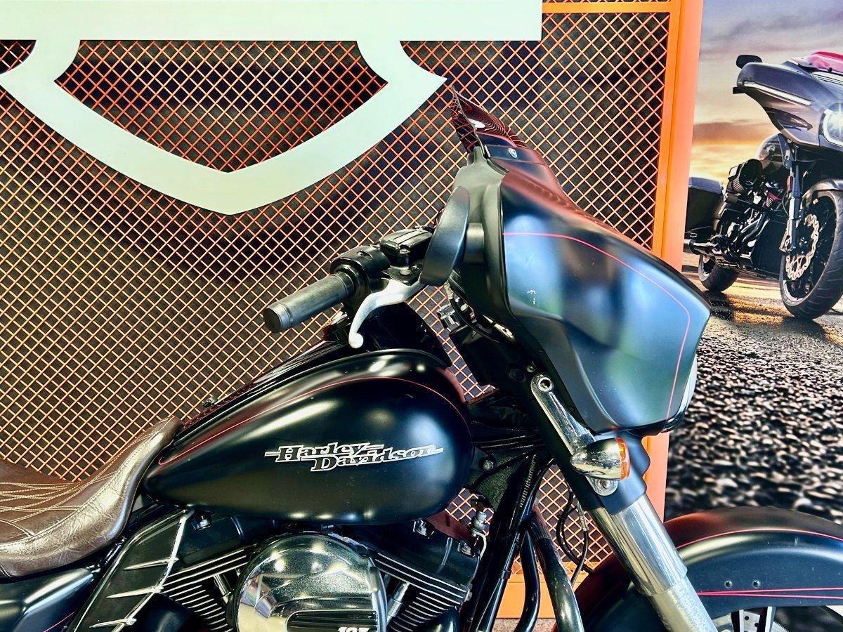 2015 HARLEY-DAVIDSON CVO STREET GLIDE CRUISER