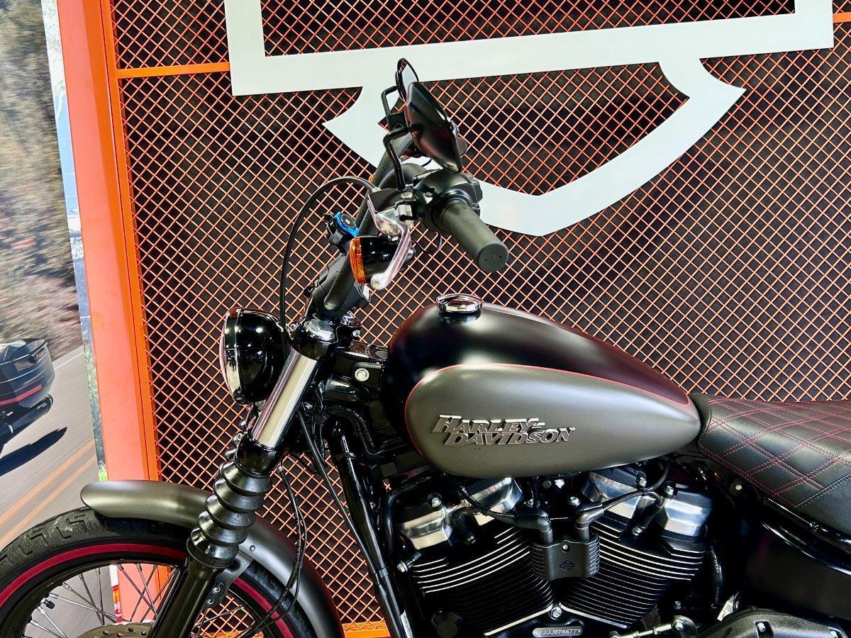 2018 HARLEY-DAVIDSON FXBB STREET BOB (107) CRUISER