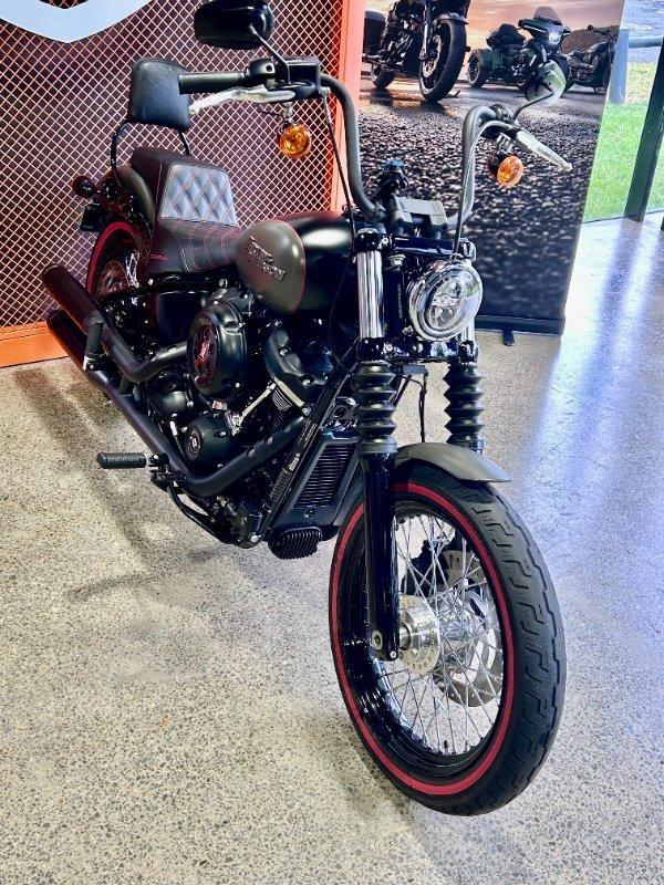 2018 HARLEY-DAVIDSON FXBB STREET BOB (107) CRUISER