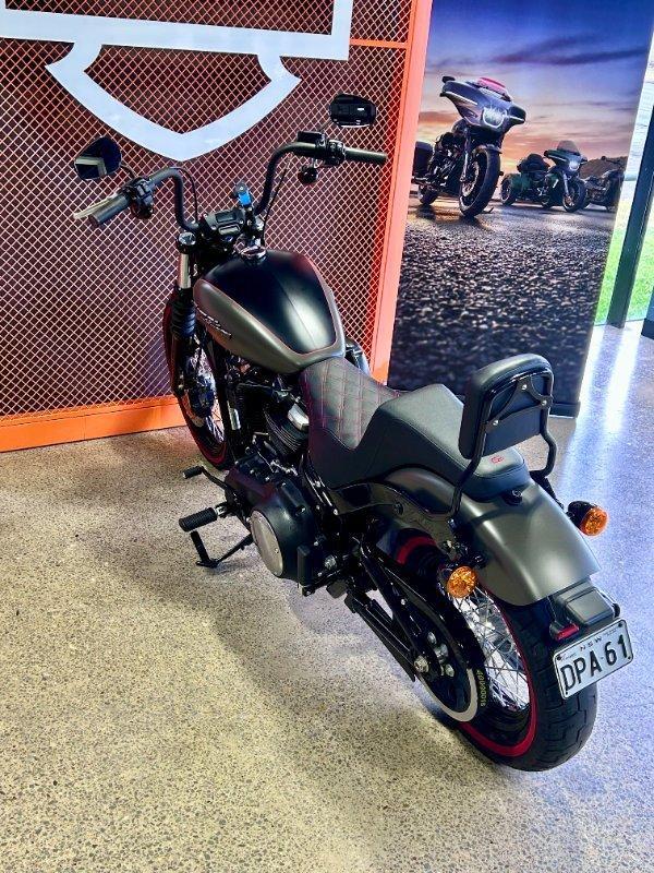 2018 HARLEY-DAVIDSON FXBB STREET BOB (107) CRUISER