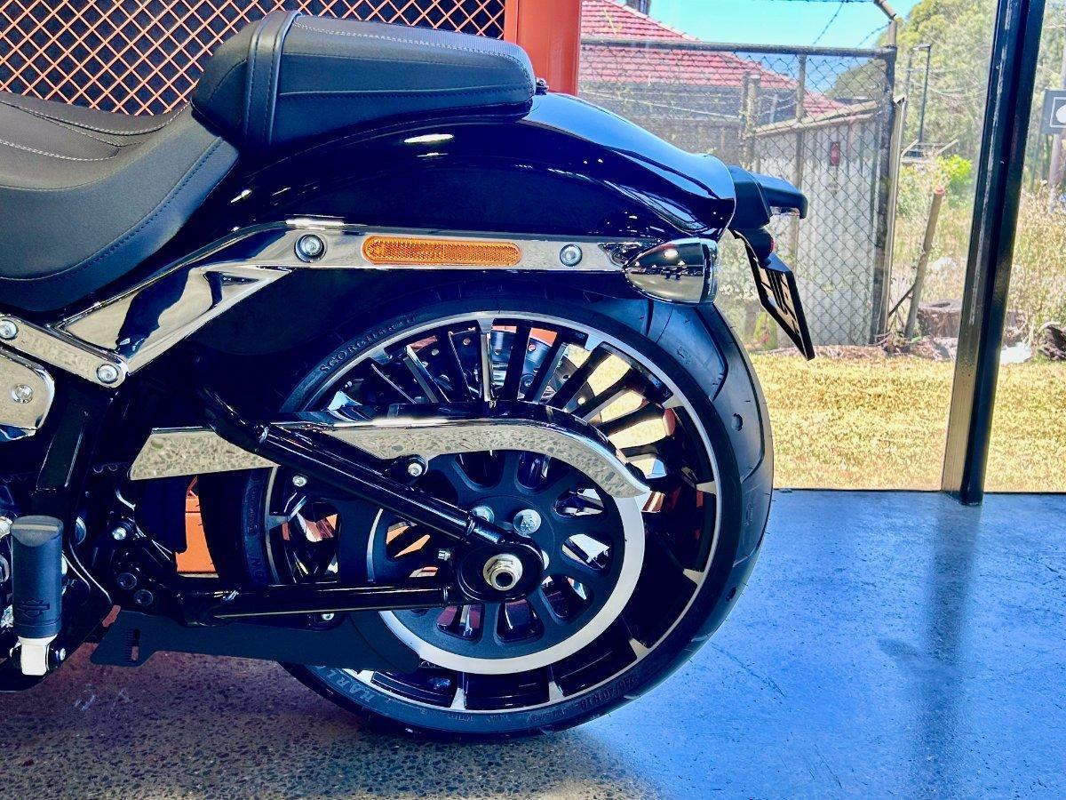 2025 HARLEY-DAVIDSON FXBR BREAKOUT (117) CRUISER