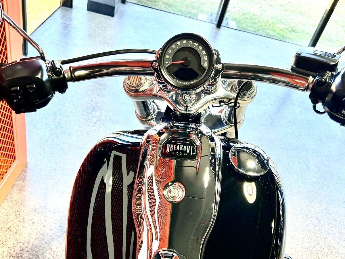 2025 HARLEY-DAVIDSON FXBR BREAKOUT (117) CRUISER