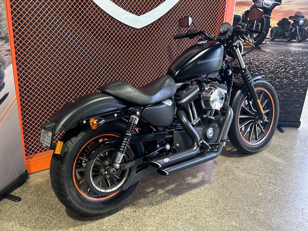 2011 HARLEY-DAVIDSON XL883N IRON 883 CRUISER