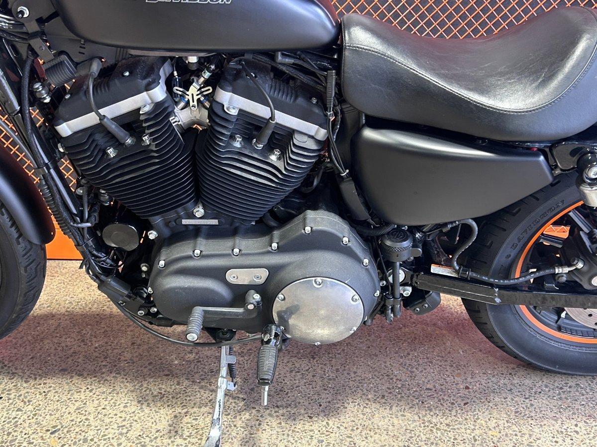 2011 HARLEY-DAVIDSON XL883N IRON 883 CRUISER