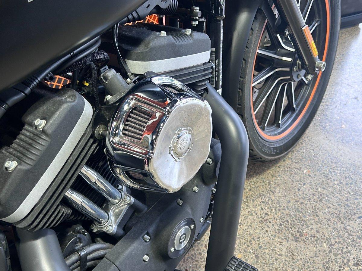 2011 HARLEY-DAVIDSON XL883N IRON 883 CRUISER