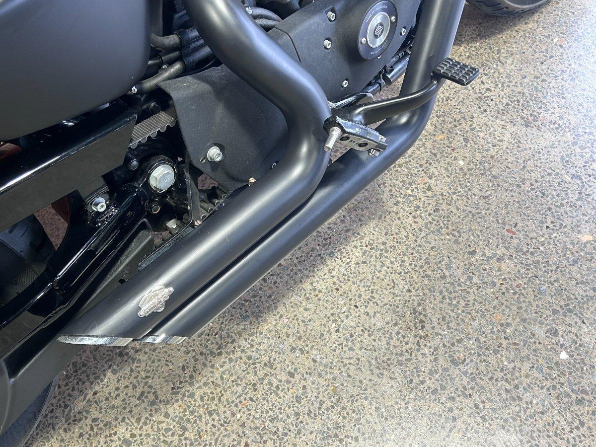 2011 HARLEY-DAVIDSON XL883N IRON 883 CRUISER