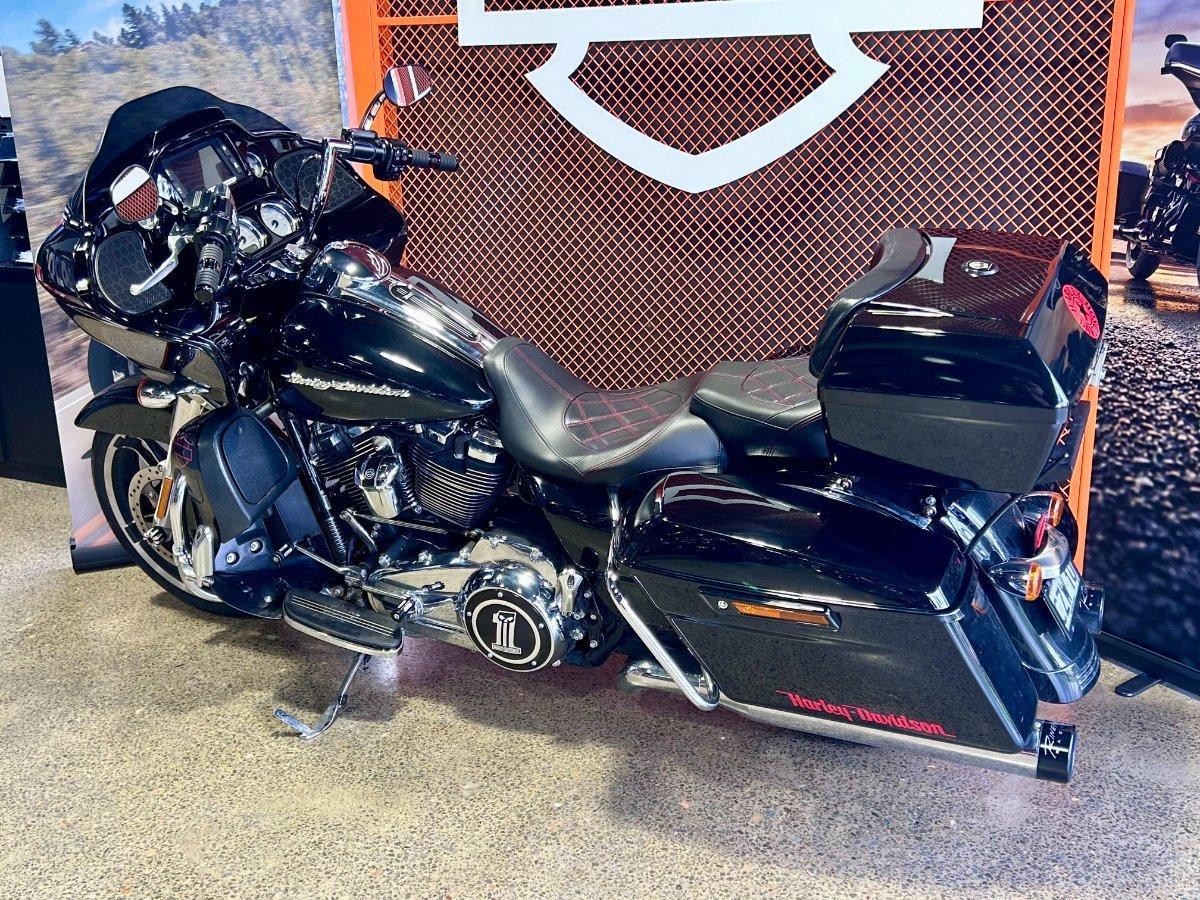 2017 HARLEY-DAVIDSON FLTRX ROAD GLIDE CRUISER