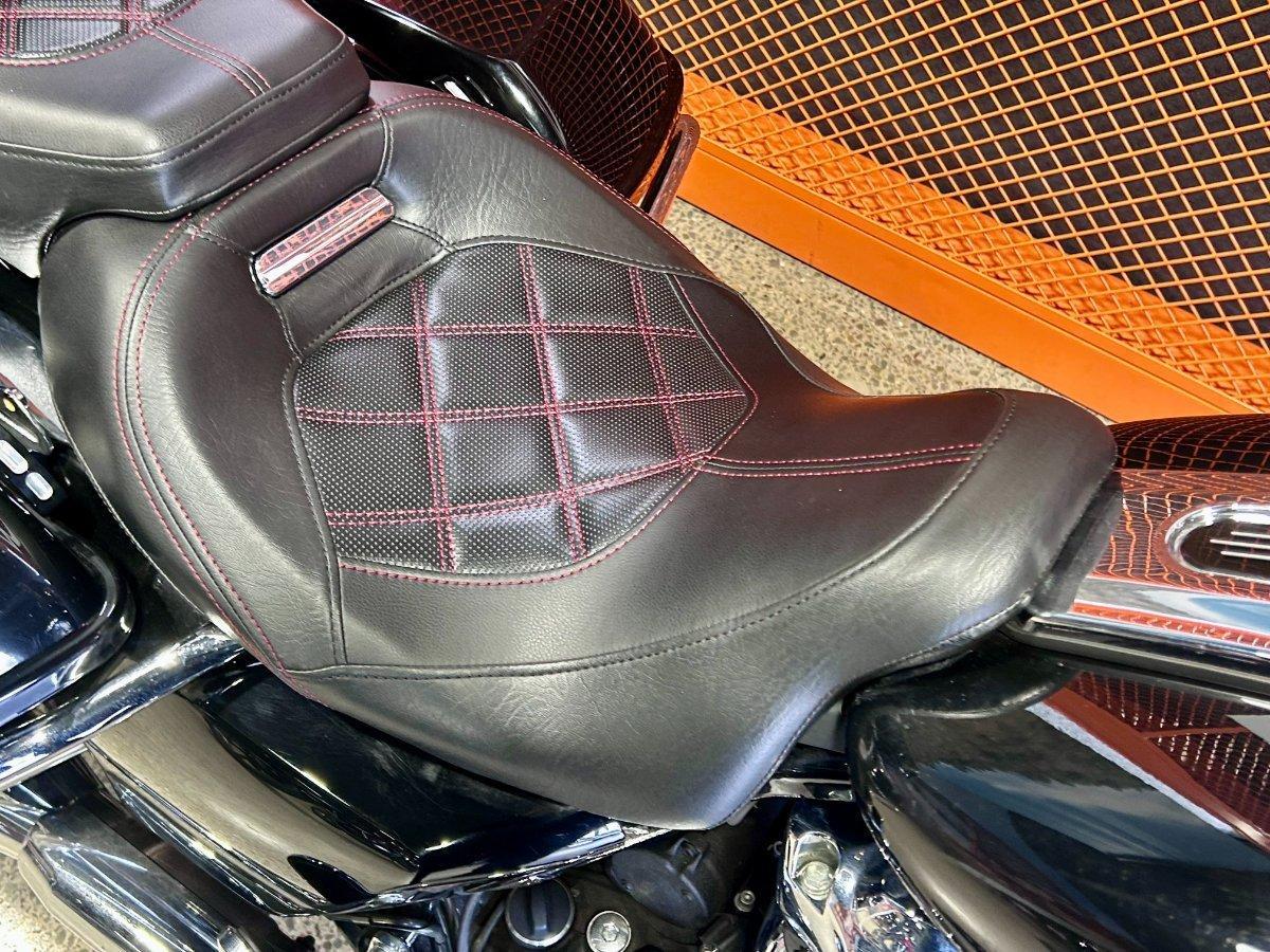 2017 HARLEY-DAVIDSON FLTRX ROAD GLIDE CRUISER