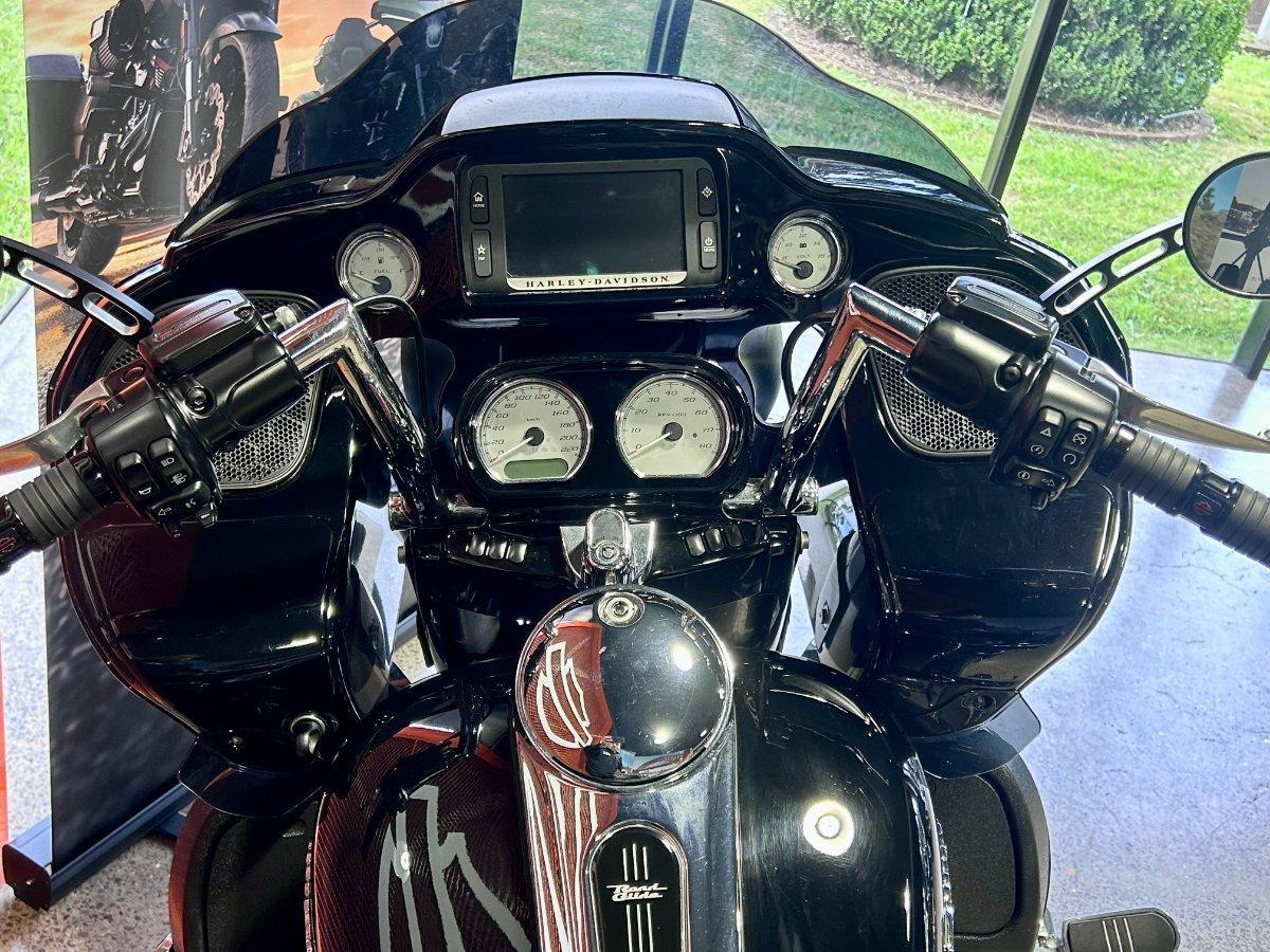 2017 HARLEY-DAVIDSON FLTRX ROAD GLIDE CRUISER