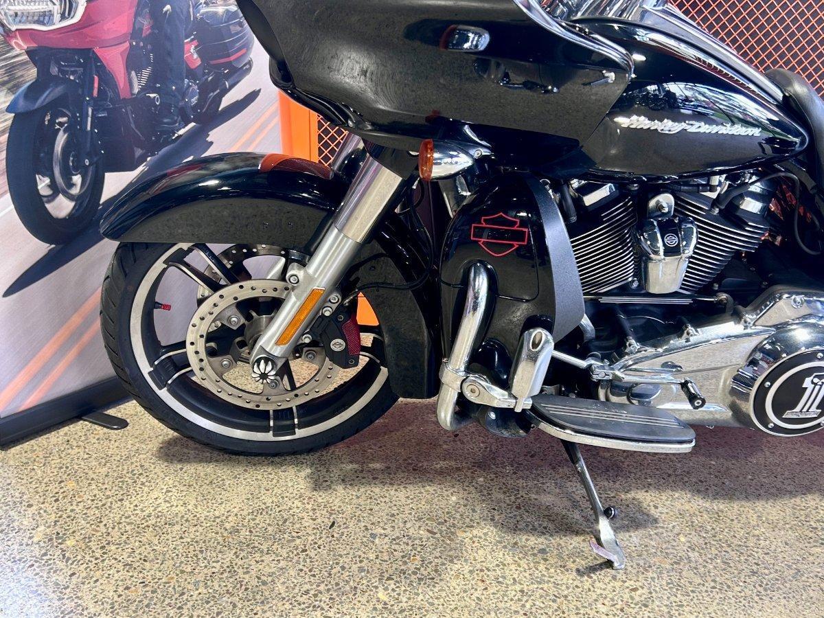 2017 HARLEY-DAVIDSON FLTRX ROAD GLIDE CRUISER