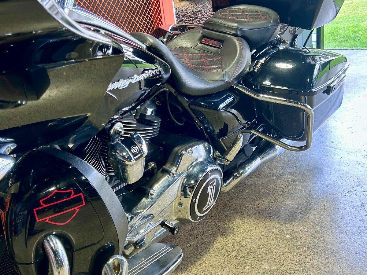 2017 HARLEY-DAVIDSON FLTRX ROAD GLIDE CRUISER