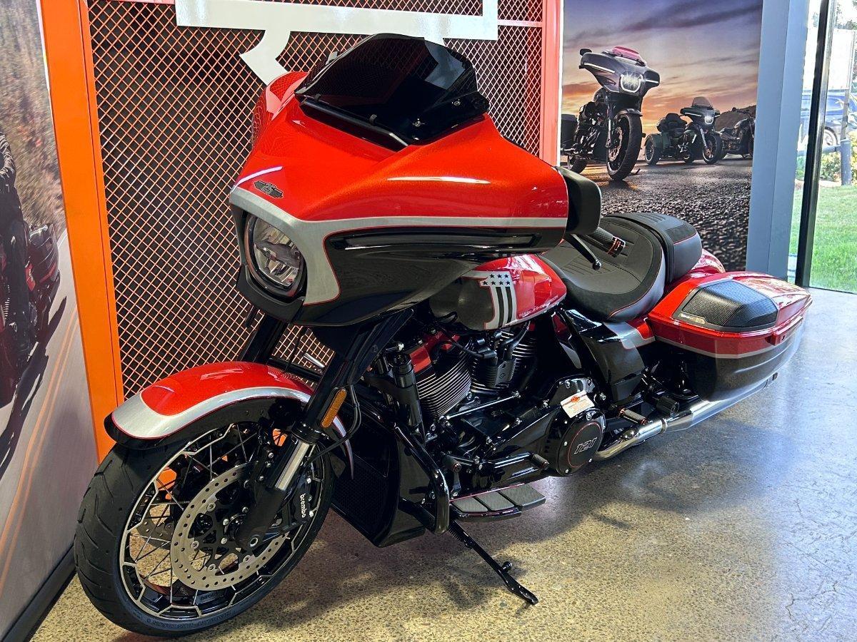 2024 HARLEY-DAVIDSON FLHXSE CVO STREET GLIDE (121) TOURER