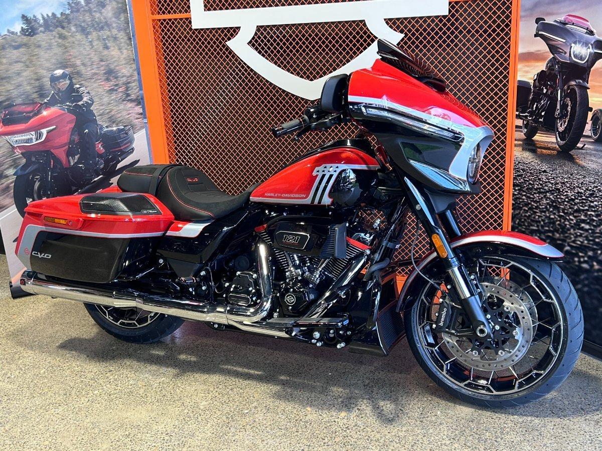 2024 HARLEY-DAVIDSON FLHXSE CVO STREET GLIDE (121) TOURER