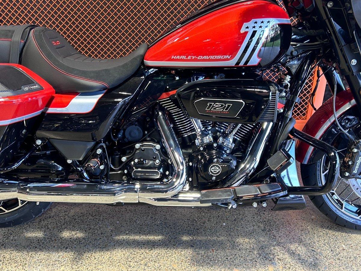 2024 HARLEY-DAVIDSON FLHXSE CVO STREET GLIDE (121) TOURER
