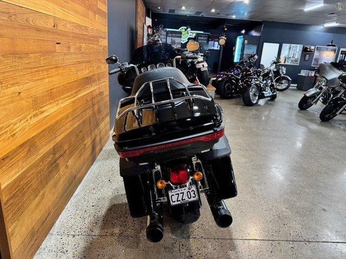 2018 HARLEY-DAVIDSON FLHTK ULTRA LIMITED CRUISER