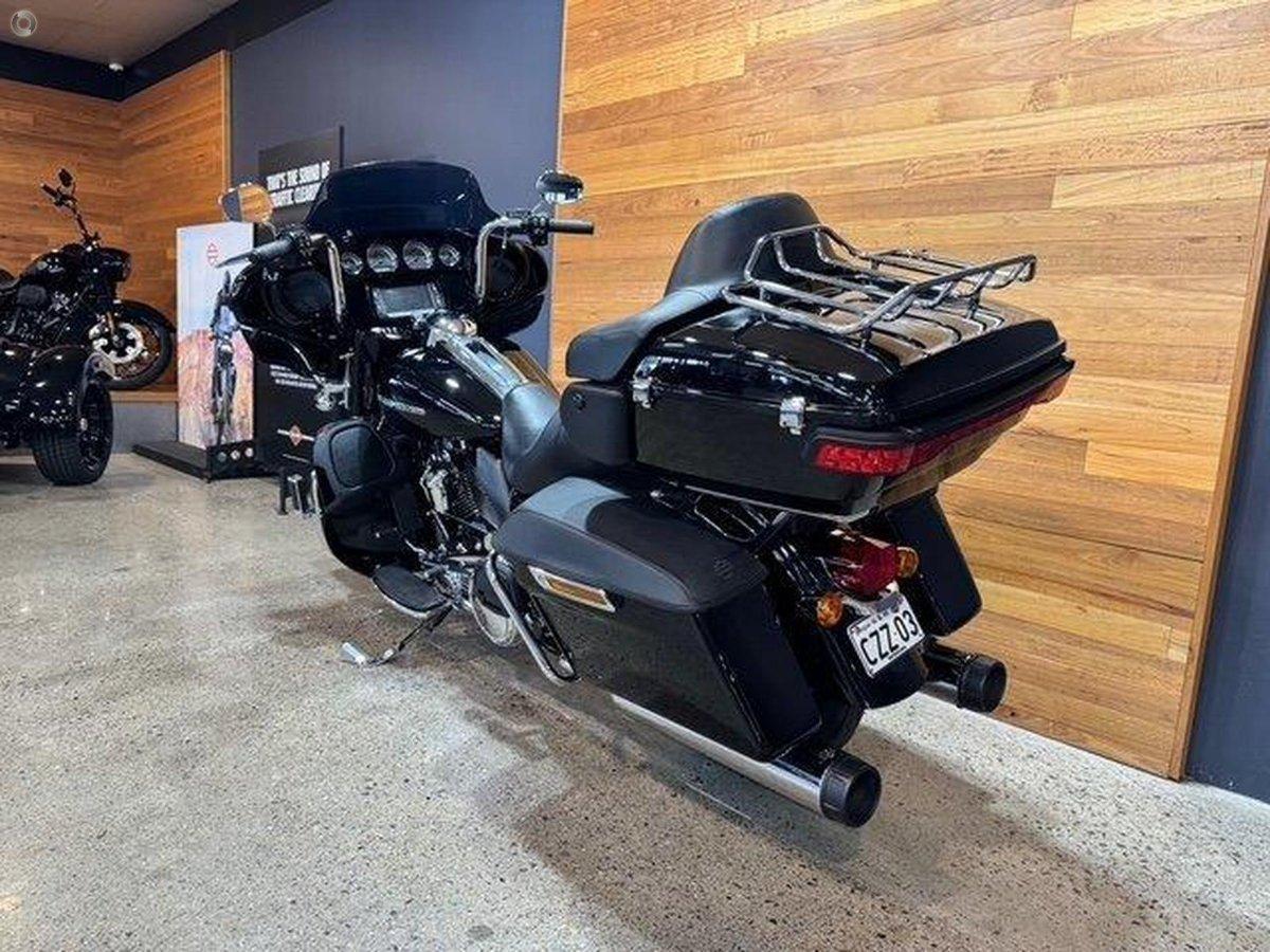 2018 HARLEY-DAVIDSON FLHTK ULTRA LIMITED CRUISER