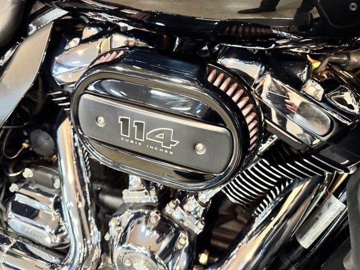 2018 HARLEY-DAVIDSON FLHTK ULTRA LIMITED CRUISER