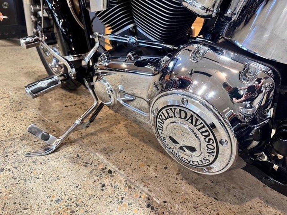 2010 HARLEY-DAVIDSON FLSTF FAT BOY CRUISER