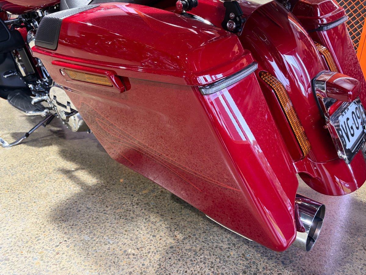 2016 HARLEY-DAVIDSON FLHXSE CVO STREET GLIDE CRUISER