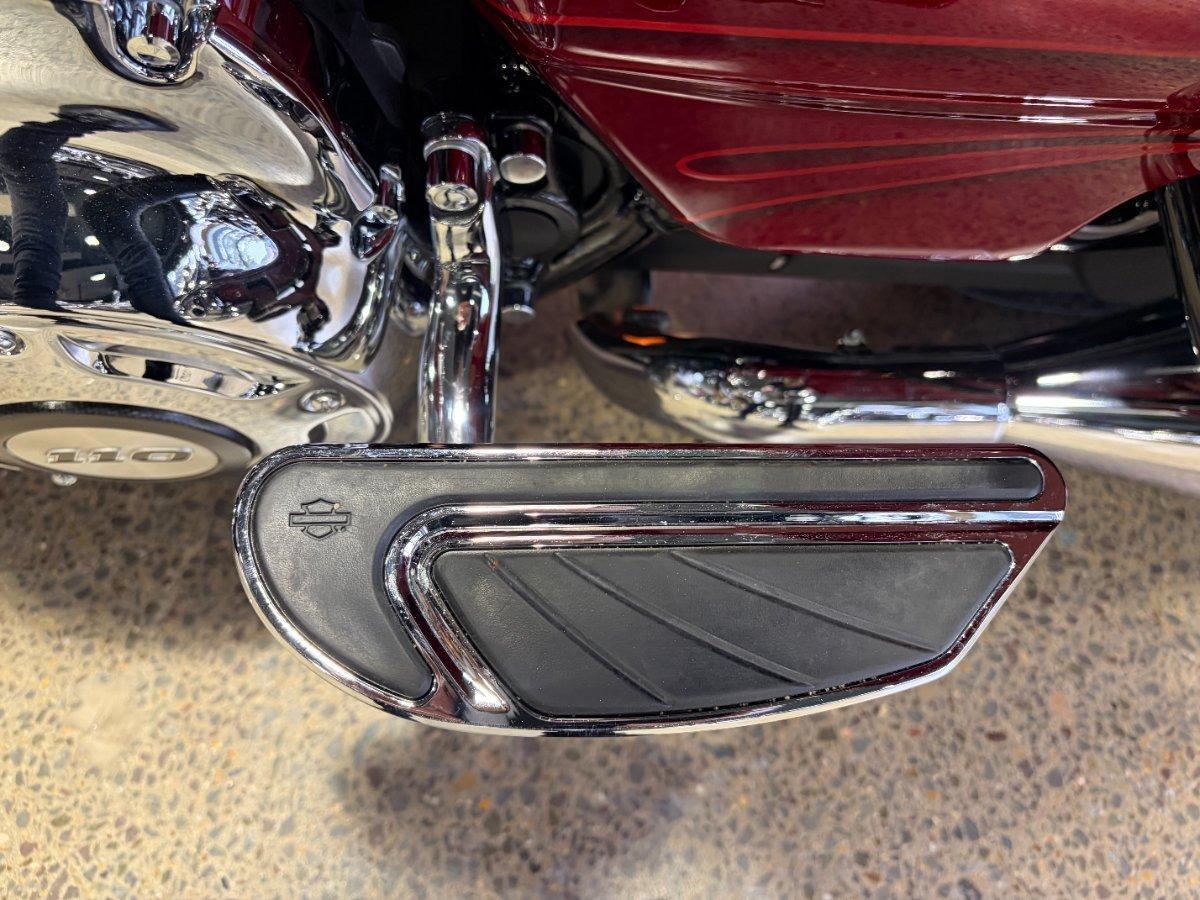 2016 HARLEY-DAVIDSON FLHXSE CVO STREET GLIDE CRUISER