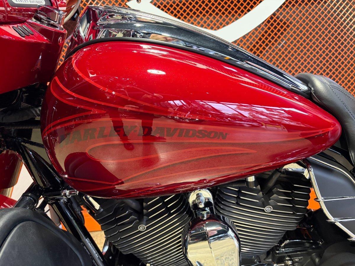 2016 HARLEY-DAVIDSON FLHXSE CVO STREET GLIDE CRUISER