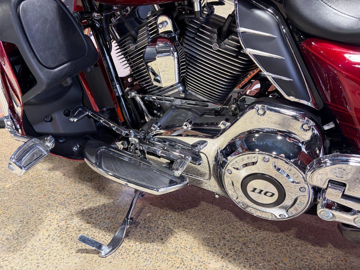 2016 HARLEY-DAVIDSON FLHXSE CVO STREET GLIDE CRUISER