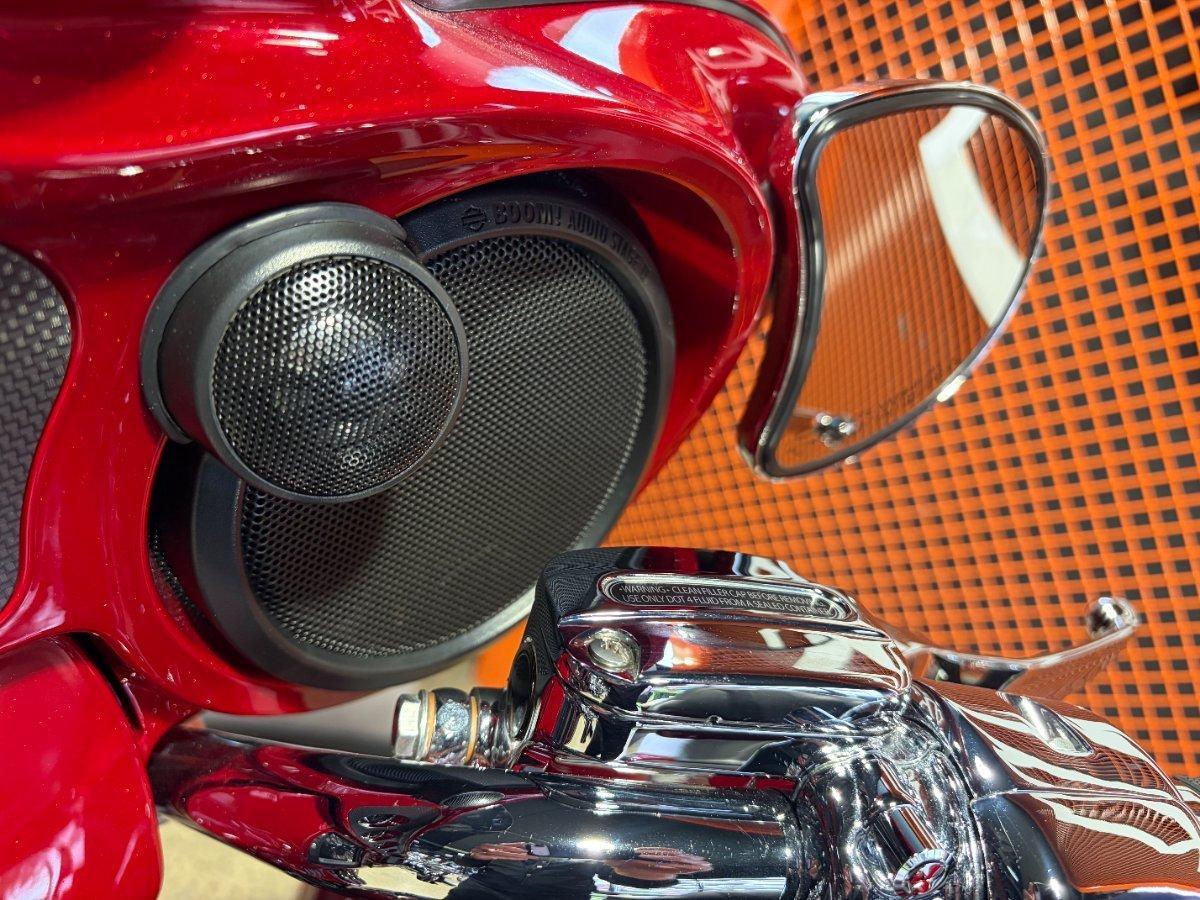 2016 HARLEY-DAVIDSON FLHXSE CVO STREET GLIDE CRUISER
