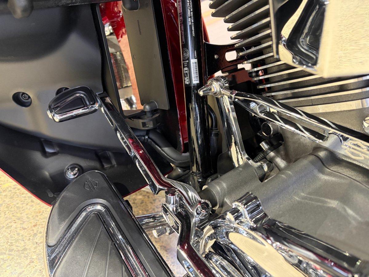 2016 HARLEY-DAVIDSON FLHXSE CVO STREET GLIDE CRUISER